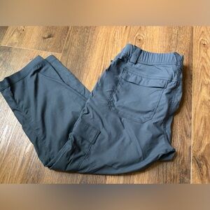 Duluth Trading Nylon Hiking Capri Pants Womens Cropped Pockets